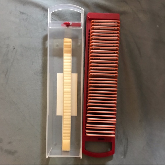 Sizzix Sizzlits 35-die GRAFFITI alphabet dies in case - Picture 6 of 9